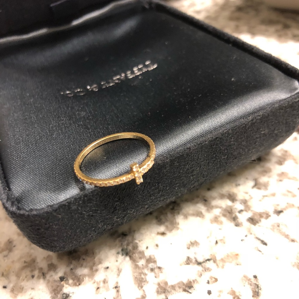 TIFFANY & Co T diamond Ring